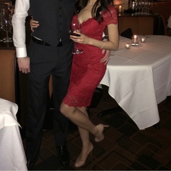 Nicole Miller Sexy Red Lace Dress Event Holiday Homecoming Date Night Size Small - Picture 11 of 11